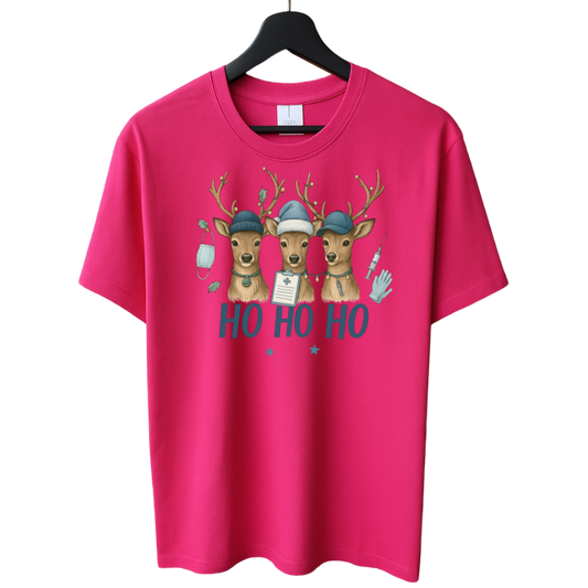 🦌💉 Ho Ho Ho Nurse – Kerst Rendieren T-shirt 🎄✨